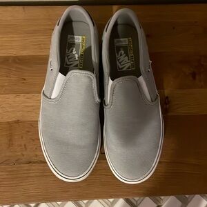 Size 10.5 vans shoes